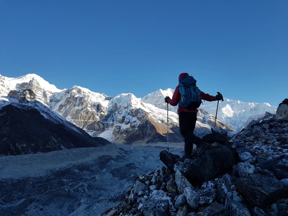 Hikers near at on the top of Goechala